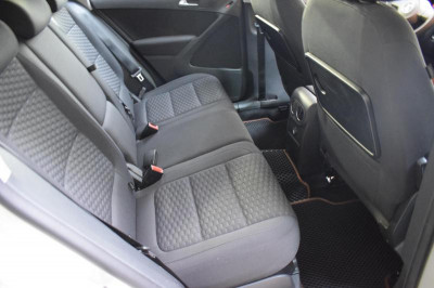 Volkswagen Tiguan 2.0 TDI 4Motion AT (140 л. с.)