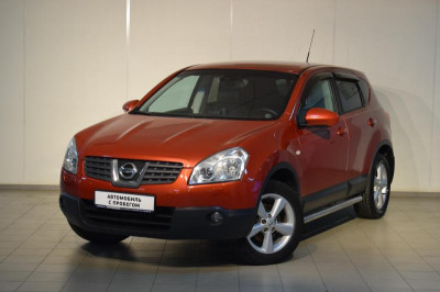 Nissan Qashqai 2.0 CVT FWD (140 л. с.)