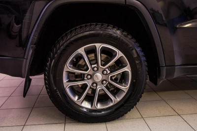 Jeep Grand Cherokee 3.6 AT (286 л. с.)