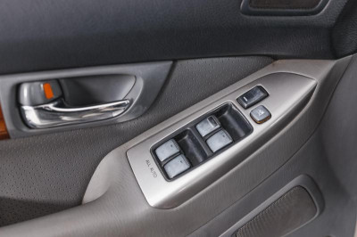 Toyota Land Cruiser Prado 4.0 AT (249 л.с.) 4WD