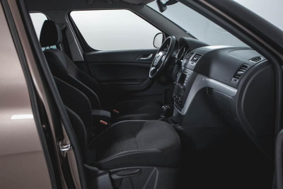 ŠKODA Yeti 1.4 TSI DSG (122 л. с.)