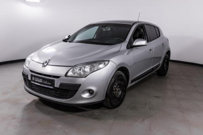 Renault Megane 1.6 MT (100 л. с.)