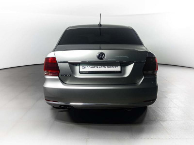 Volkswagen Polo 1.4 TSI AT (125 л. с.) Highline