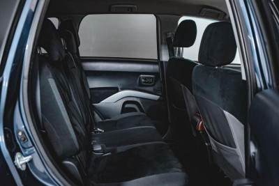 Mitsubishi Outlander 2.4 CVT 4WD (170 л. с.)