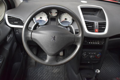 Peugeot 207 1.4 AMT (88 л.с.)