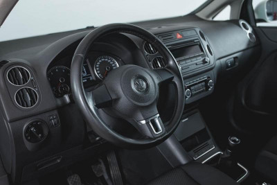 Volkswagen Golf 1.2 TSI MT (105 л. с.)