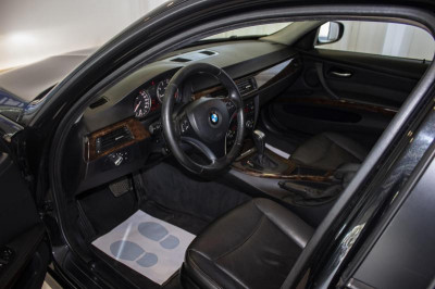 BMW 3 серия 320i AT (156 л.с.)