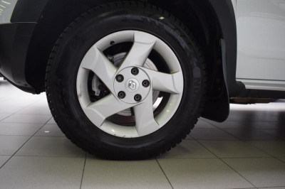 Renault Duster 2.0 MT 4x4 (135 л. с.)