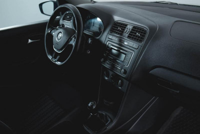 Volkswagen Polo 1.6 MT (105 л. с.)