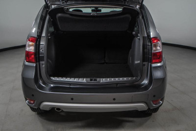 Nissan Terrano 1.6 MT (114 л. с.) Comfort