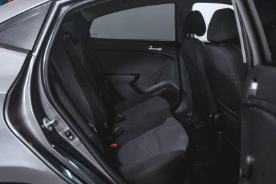 Hyundai Solaris 1.4 MT (107 л. с.)