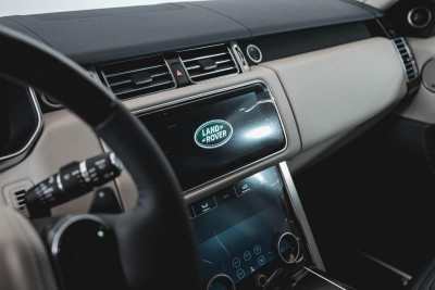 Land Rover Range Rover 3.0d AT (248 л.с.) 4WD Vogue