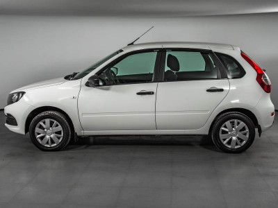 LADA Новая Granta хетчбэк 1.6 MT 8кл (87 л. с.)