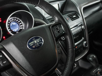 FAW Besturn X80 2.0 AT (142 л.с.)