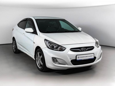 Hyundai Solaris 1.4 AT (107 л. с.)