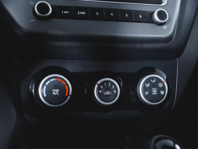 Kia Rio 1.6 AT (123 л. с.)