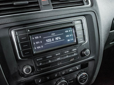 Volkswagen Jetta 1.4 TSI MT (122 л. с.)