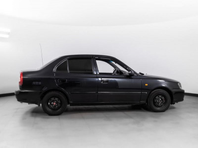 Hyundai Accent 1.5 MT (102 л. с.)