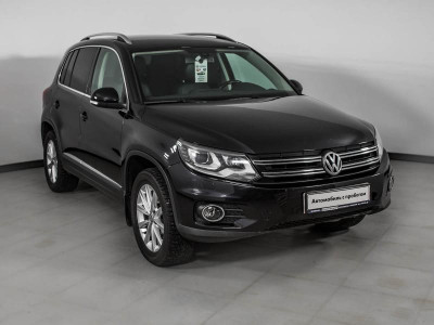 Volkswagen Tiguan 2.0d AT (140 л.с.) 4WD