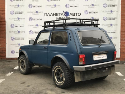 LADA 4x4 3 дв. 1.7 MT 8 кл. (Евро-4) (83 л. с.)