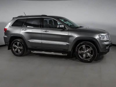 Jeep GRAND CHEROKEE 3.6 AT (286 л. с.)