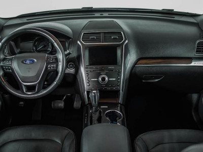 Ford Explorer 3.5 SelectShift 4WD (249 л. с.)