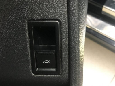 Volkswagen Jetta 1.4 TSI DSG (122 л. с.)