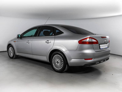 Ford Mondeo 2.3 DurashiftAT (160 л. с.)