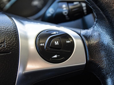Ford Focus 1.6 PowerShift (105 л. с.)