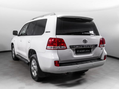 Toyota Land Cruiser 4.7 4WD AT (288 л. с.)