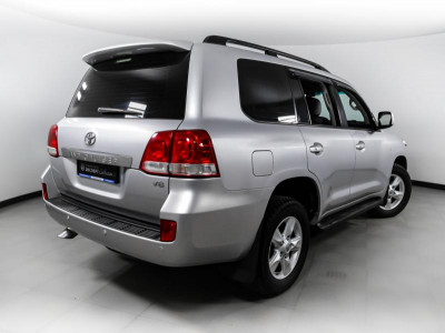 Toyota Land Cruiser 4.5 TD 4WD AT (235 л. с.)