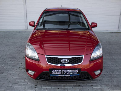 Kia Rio 1.4 MT (97 л. с.)