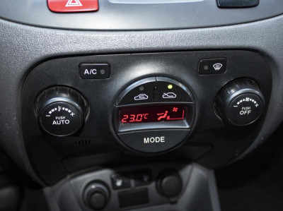 Kia Rio 1.4 MT (97 л. с.)