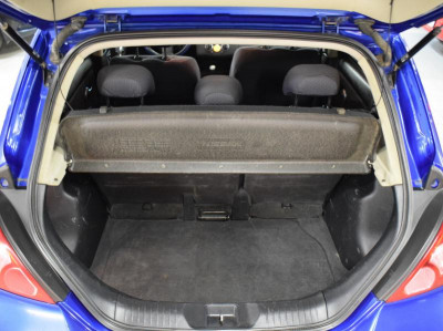 Nissan Tiida 1.6 MT (110 л. с.)