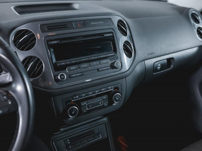 Volkswagen Tiguan 2.0 TDI 4Motion AT (140 л. с.)