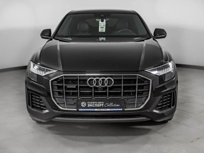 Audi Q8 55 TFSI Tiptronic quattro (340 л.с.)