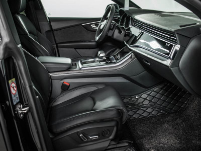 Audi Q8 55 TFSI Tiptronic quattro (340 л.с.)