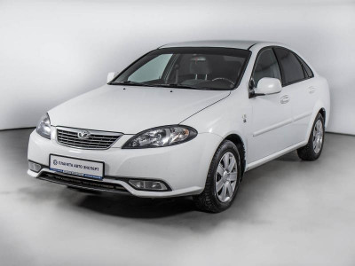 Daewoo Gentra 1.5 MT (107 л. с.)
