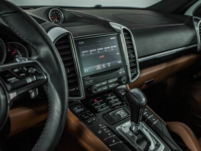 Porsche Cayenne 3.6 Tiptronic S AWD (300 л. с.)