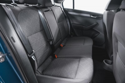 Volkswagen Новый Polo 1.6 MPI AT (110 л.с.) Status