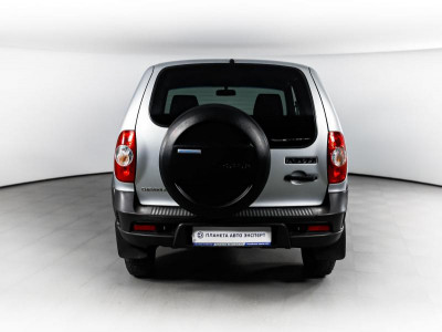 Chevrolet niva Niva 1.7 MT (79,6 л. с.)