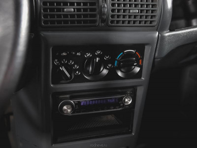 Daewoo Nexia 1.5 MT (75 л. с.)