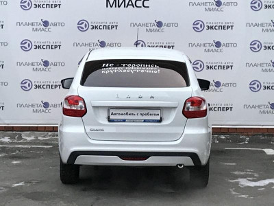 LADA Новая Granta хетчбэк 1.6 MT 8кл (87 л. с.)