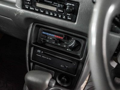 Mazda Demio 1.3 AT (83 л. с.)