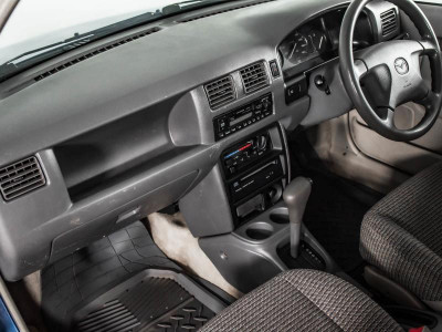 Mazda Demio 1.3 AT (83 л. с.)