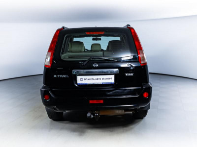 Nissan X-Trail 2.0 MT (140 л. с.)