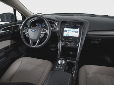 Ford Mondeo 2.0 EcoBoost AT (199 л. с.)