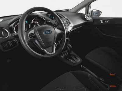 Ford Fiesta Хетчбэк 1.6 AT (105 л. с.)