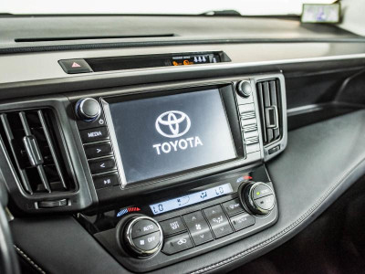 Toyota RAV4 2.0 MT (151 л.с.) 4WD