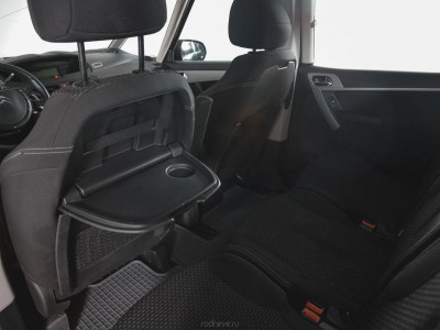 Citroen C4 Picasso 1.6 AT (150 л.с.)